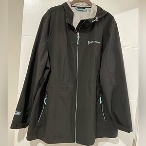 Windbreaker/Raincoat size 2X plus Black